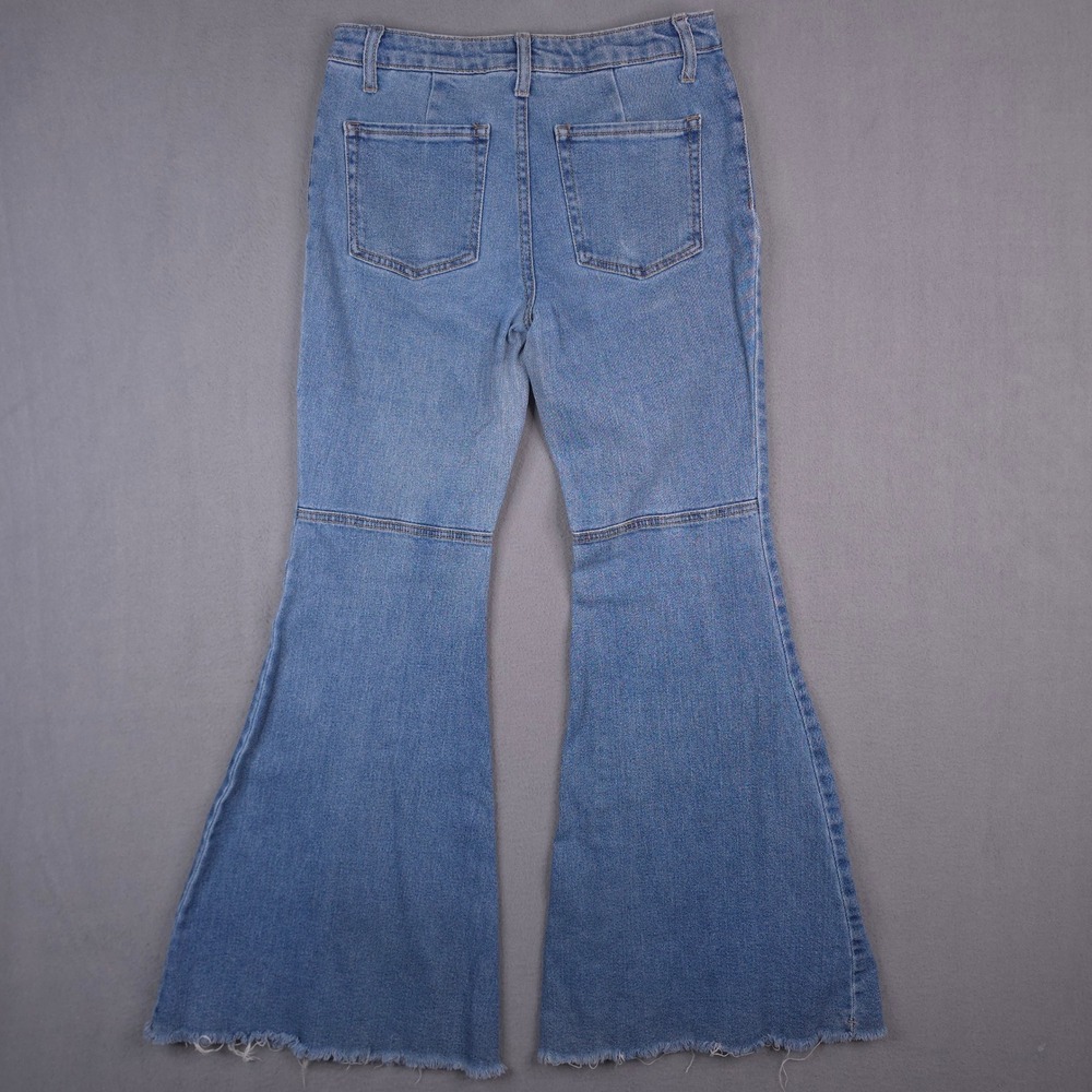 SO Flare Jeans High Rise Raw Hem Seam Front Light Wash Blue Size 7/28W Cotton - Picture 4 of 10